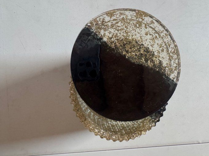 Boîte basse ondulée